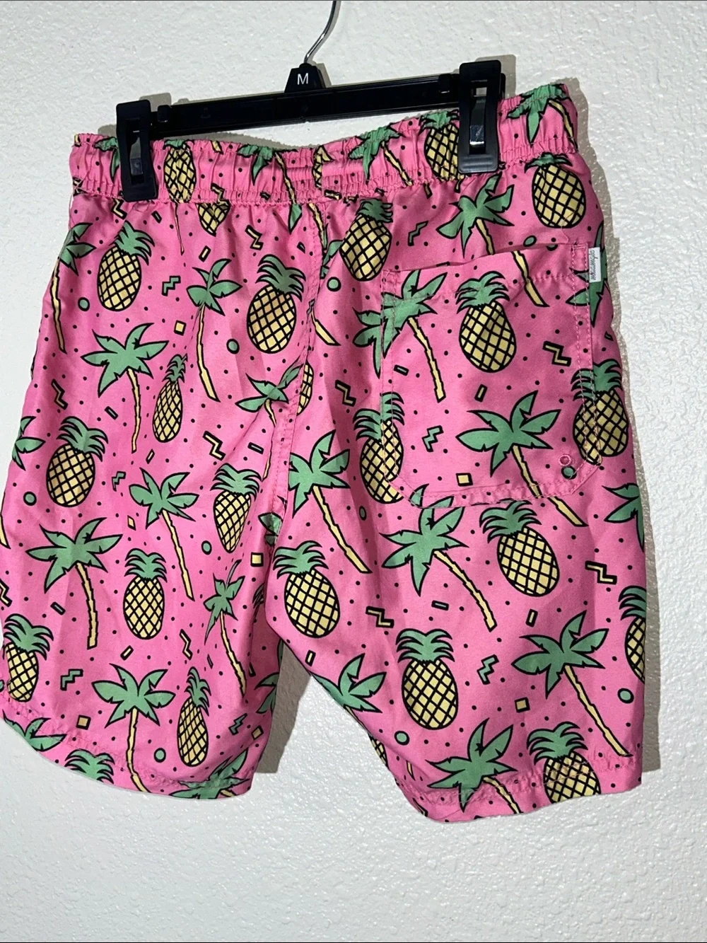 Maamgic bright pink